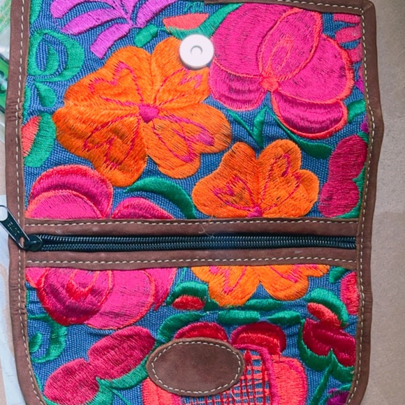 wallet - Picture 3 of 3